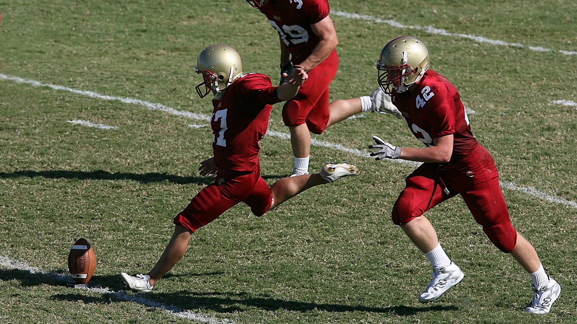开云电竞登录-法甲主场战，专家讲述战术为何能引领比赛方向的背后逻辑，法甲全场